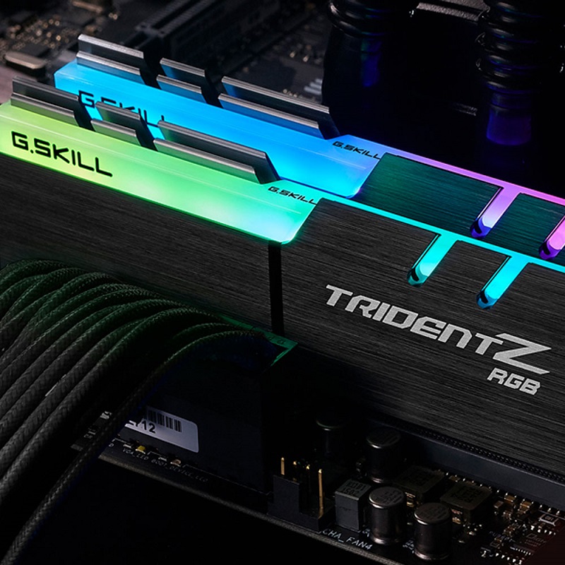 رم CL18 DDR4 جی اسکیل 16 گیگابایت 3600MHZ مدل TRIDENT Z RGB