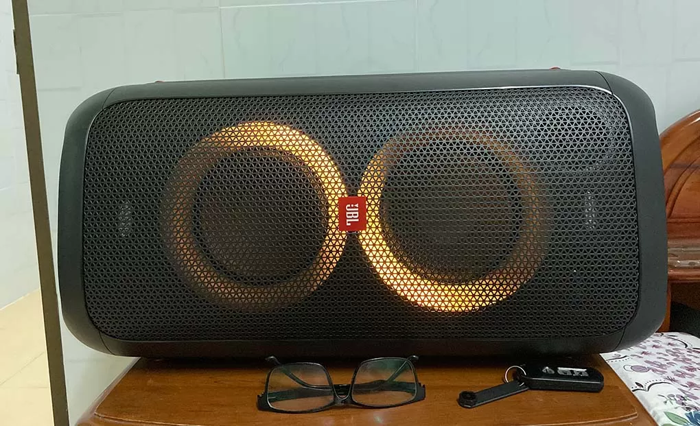 اسپیکر بلوتوثی قابل حمل JBL مدل Party Box 100 - پلازادیجیتال