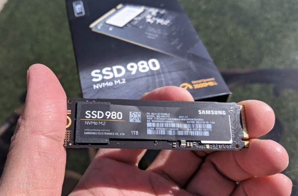 980-1tb-samsung-ssd-drive