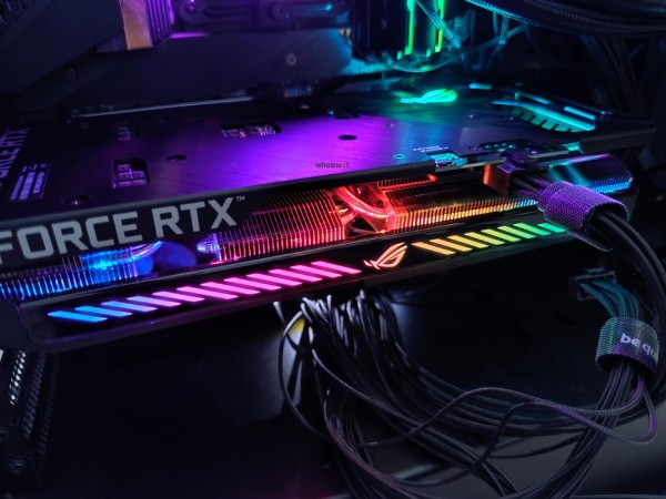 rog-strix-geforce-rtx-3050-rbg-light