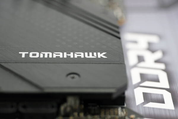 tomahawk-ddr4